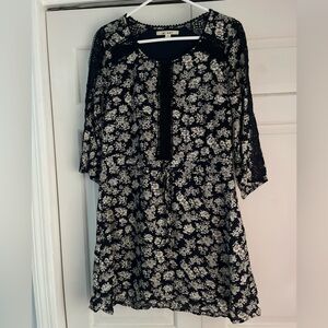 Boutique Style Navy Floral Dress with Crochet Detail Size Small